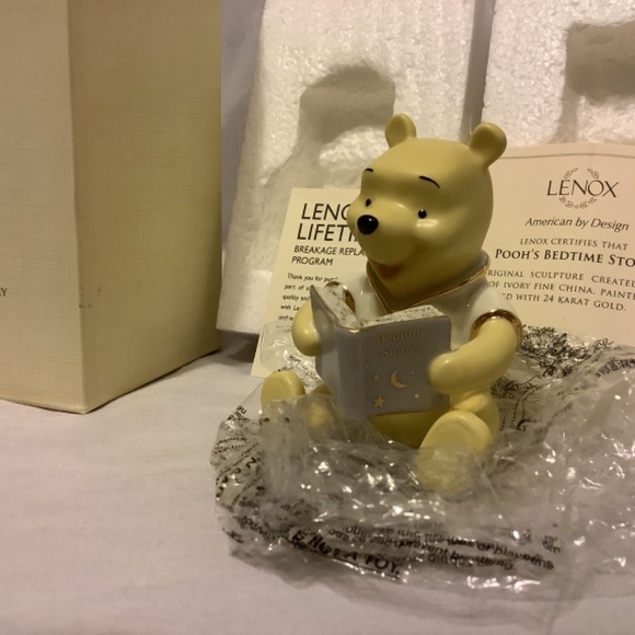 Lenox Collectible Disney Winnie the Pooh Figurine+book Bedtime Stories+COA NIB - Picture 4 of 10